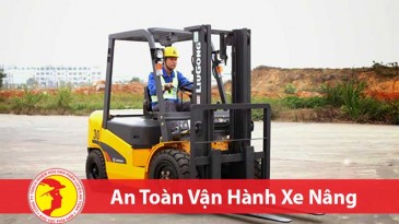 Huấn luyện an toàn vận hành xe nâng - Nhóm 3