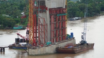 Sập giàn giáo trụ tháp chính cầu Mỹ Thuận 2, một công nhân mất tích