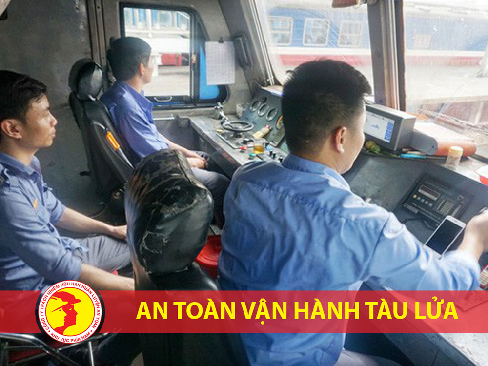 Huấn luyện an toàn vân hành thiết bị nâng